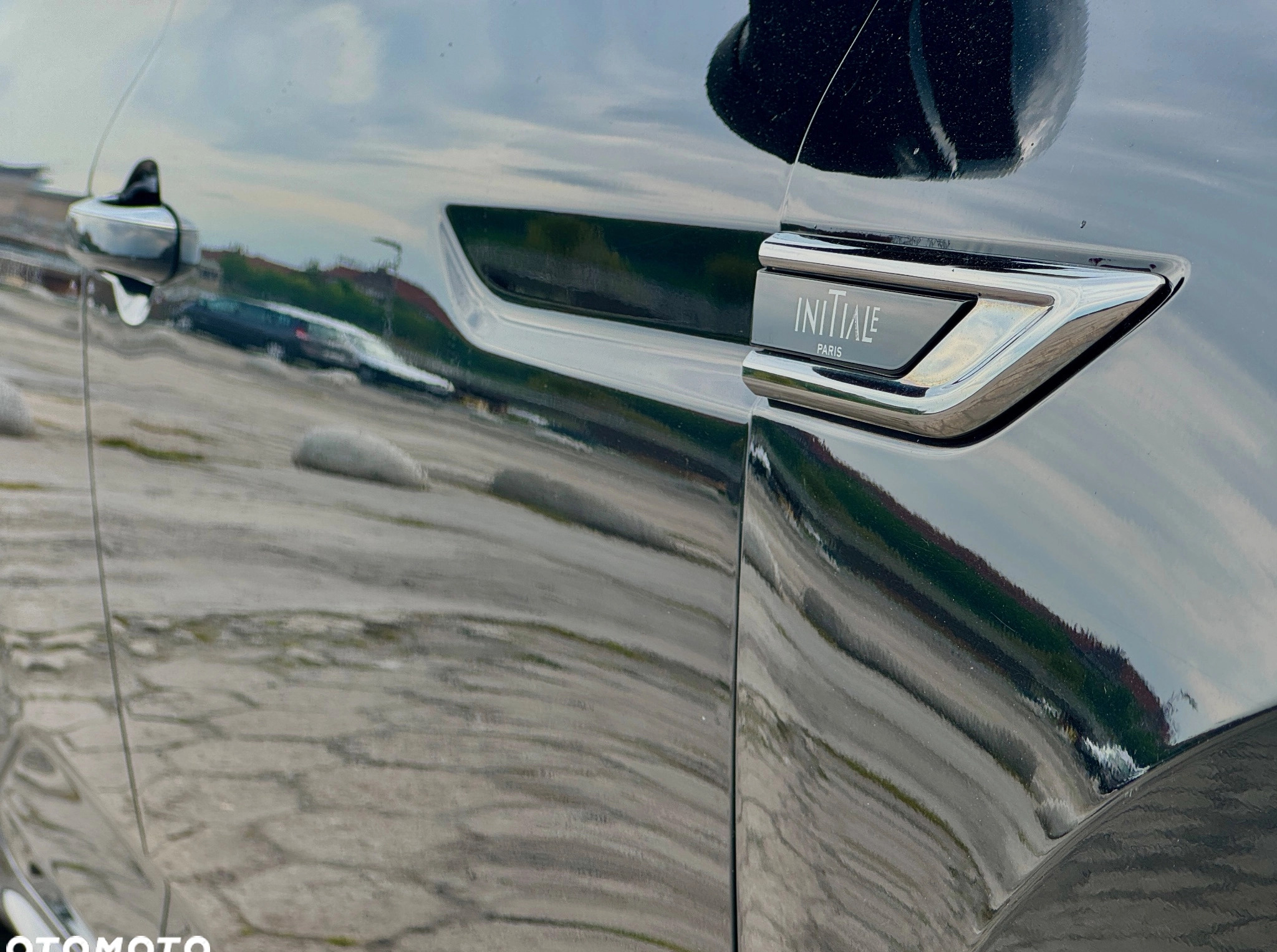 Renault Talisman cena 76500 przebieg: 127000, rok produkcji 2017 z Szczecin małe 232